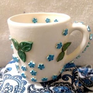 Vintage Hand-Crafted~Ceramic with Star & Leave Pattern~Tea Cup/Mug